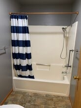 934-934 Iowa Ave in Wisconsin Dells, WI - Foto de edificio - Building Photo