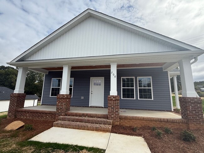 property at 208 Home Ave