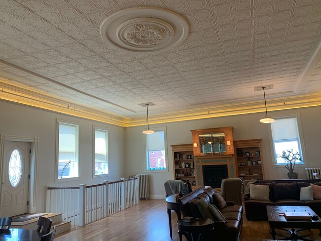 98 Maine St in Brunswick, ME - Building Photo - Building Photo