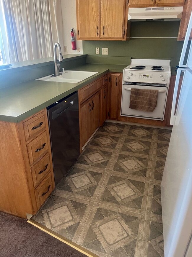 property at 709 Lakeview