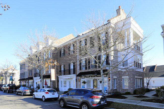 2798 Howard Ave