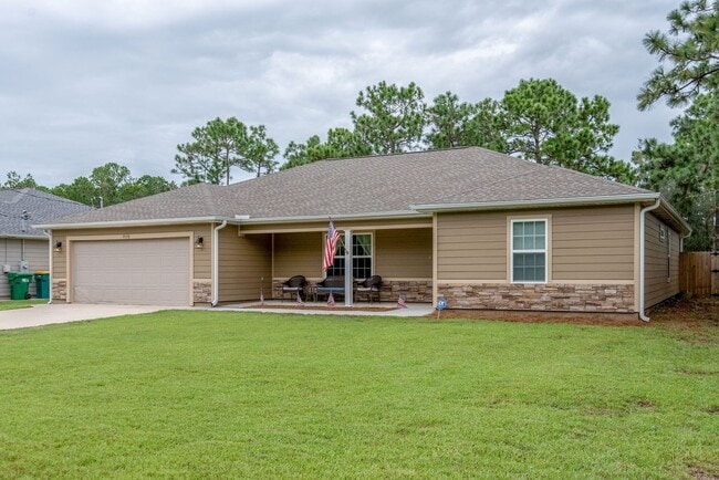 9078 Deer Ln