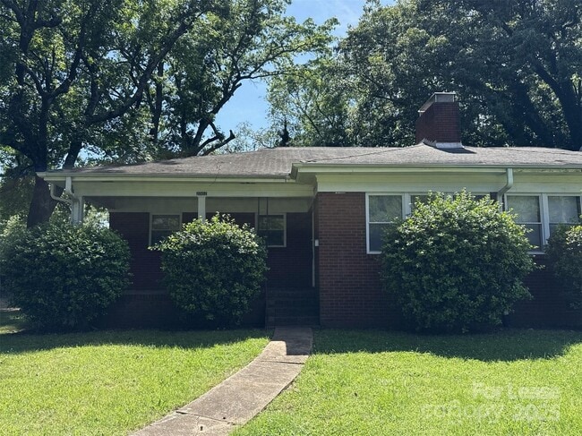 property at 2002 Weststone Dr