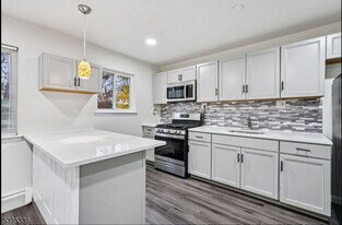 189 Littleton Rd, Unit 189-41 in Parsippany, NJ - Building Photo