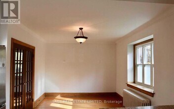 740 Avenue Rd in Toronto, ON - Building Photo - Building Photo