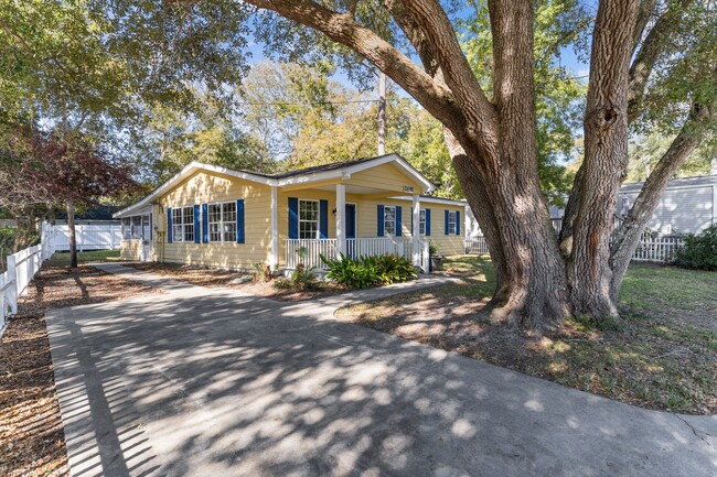 property at 2691 Live Oak Dr SW