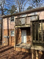 410 Old Central Rd in Clemson, SC - Building Photo