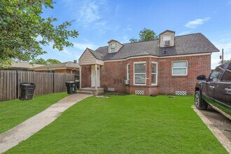 523 Henke St-Unit -A in Houston, TX - Building Photo - Building Photo