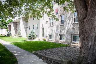 104 Cherry in Normal, IL - Foto de edificio - Building Photo