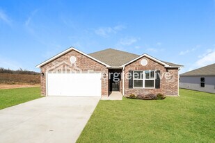 1118 Raven Dr in Claremore, OK - Building Photo