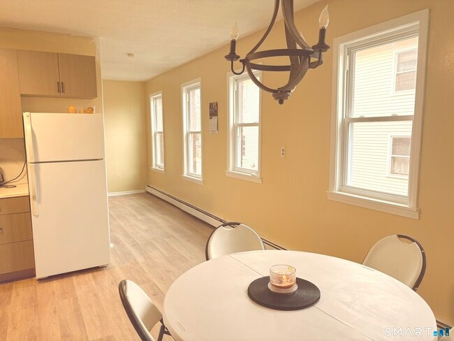 202 Bellevue St in Hartford, CT - Building Photo - Building Photo