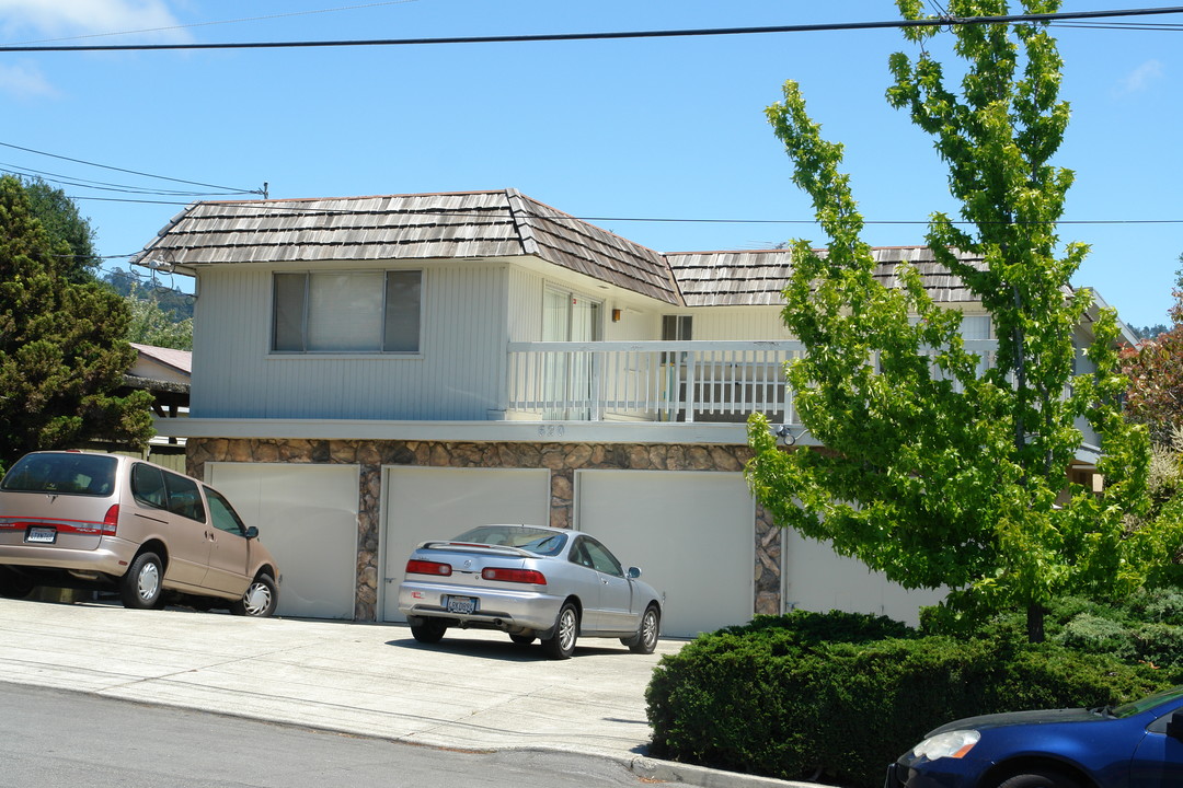 620 Lexington Ave in El Cerrito, CA - Building Photo