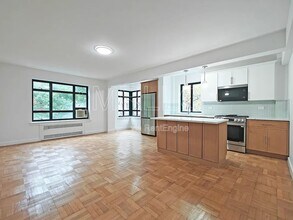 100 Remsen St in Brooklyn, NY - Building Photo - Building Photo