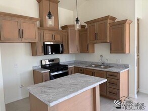 3745 Santa Sophia St in San Luis, AZ - Building Photo - Building Photo