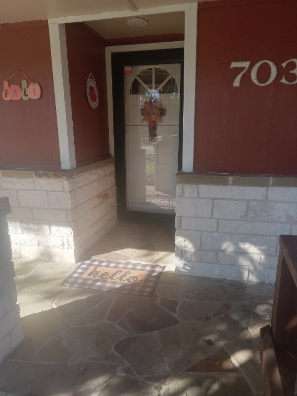 703 E 10th St in Kemp, TX - Building Photo - Building Photo