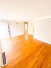 311 E Arlee Ave in St. Louis, MO - Building Photo - Building Photo