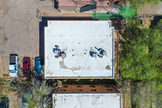 130 Rhode Island St SE in Albuquerque, NM - Foto de edificio - Building Photo