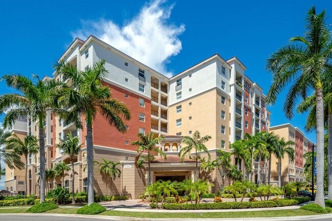 property at 17100 N Bay Rd
