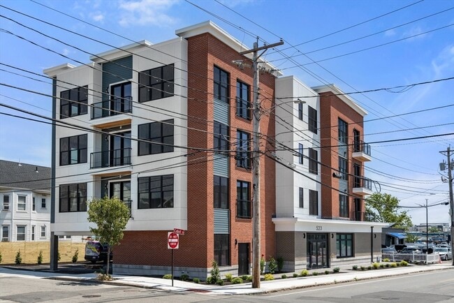 523 2nd St in Everett, MA - Building Photo - Building Photo