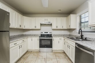 4461 Green Creek in Memphis, TN - Building Photo - Building Photo