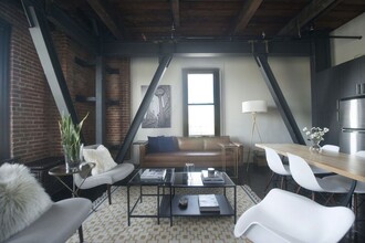 Sampson Lofts in Houston, TX - Building Photo - Building Photo