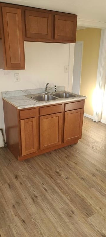 514 Mather St, Unit Upper in Green Bay, WI - Foto de edificio - Building Photo