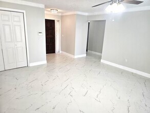 4045 Birchwood Dr in Boca Raton, FL - Building Photo - Building Photo