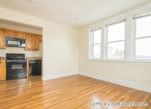 136 Highland Ave in Somerville, MA - Building Photo - Building Photo