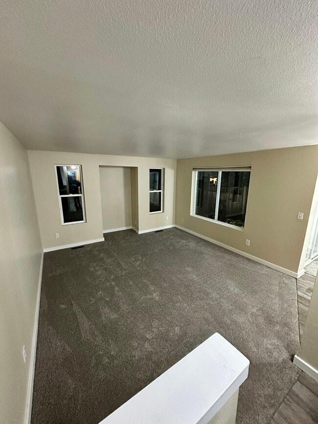 7911 210th Pl NE in Arlington, WA - Building Photo - Building Photo