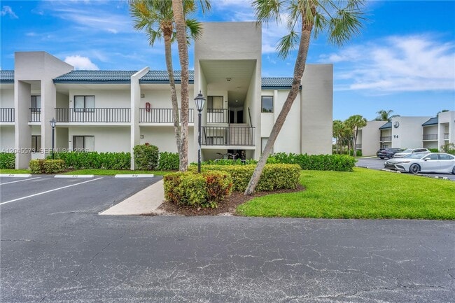 property at 1605 S US Hwy 1