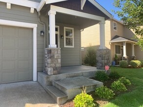 3336 NW 46th Ave in Camas, WA - Building Photo - Building Photo