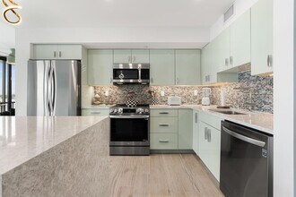 1542 Jupiter Cove Dr in Jupiter, FL - Building Photo - Building Photo