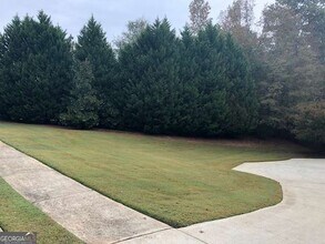 225 Lexington Cir in Athens, GA - Building Photo - Building Photo