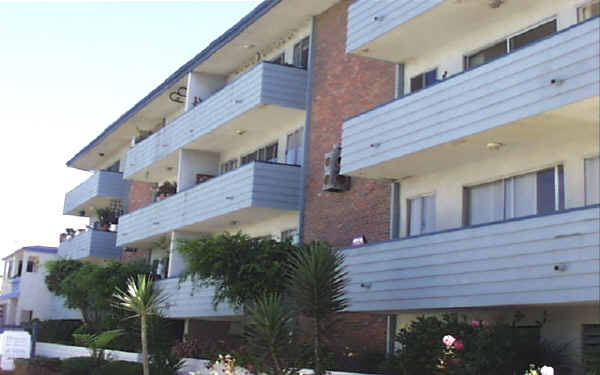 Oceana Apartments in Venice, CA - Foto de edificio - Building Photo