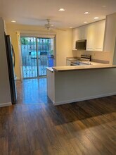 8299 Echo Dell Rd in San Diego, CA - Building Photo - Building Photo