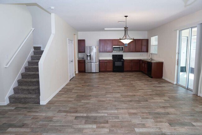 2330 Avellino Ave in St. Cloud, FL - Building Photo - Building Photo