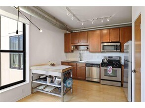15 E Franklin Ave in Minneapolis, MN - Building Photo - Building Photo