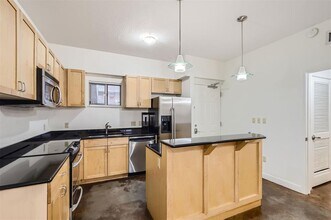 711 W 26th St in Austin, TX - Building Photo - Building Photo