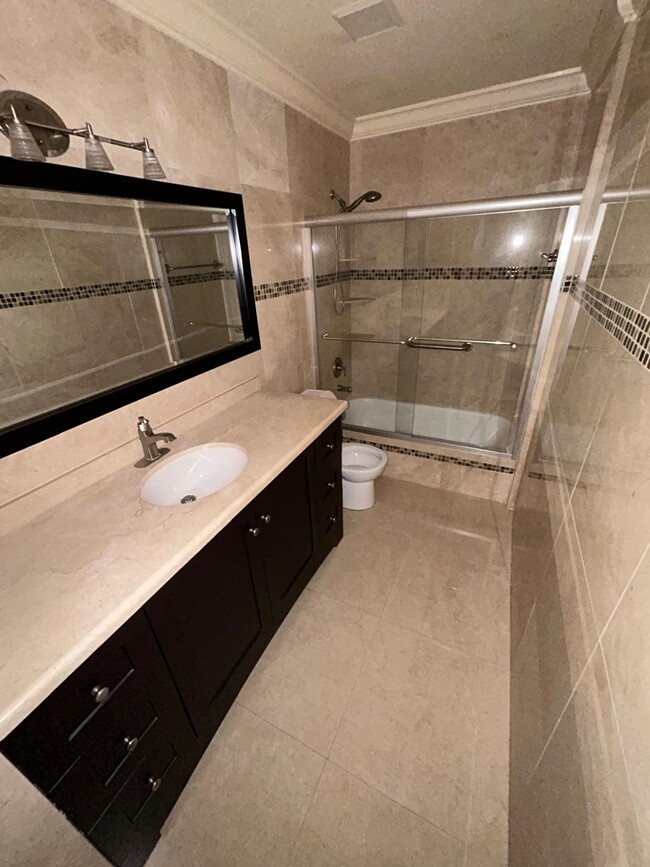 property at 7623 NW 60th Ln