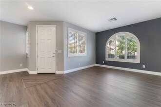 11208 Piazzale St in Las Vegas, NV - Building Photo - Building Photo