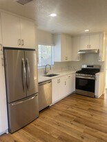 Lago in Murrieta, CA - Building Photo