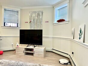 1340 Commonwealth Ave in Boston, MA - Building Photo - Building Photo