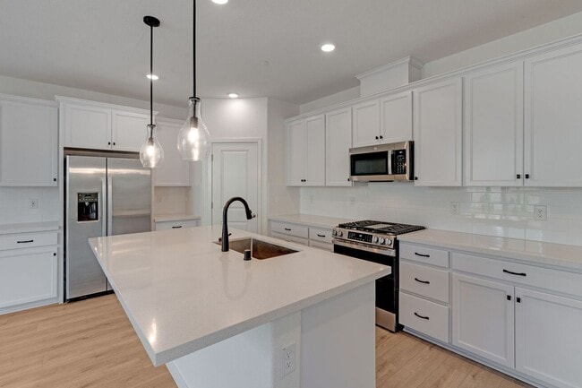 3421 Magnolia Wy in Folsom, CA - Building Photo - Building Photo