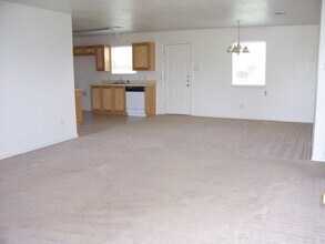 312 Kathy Ln in Granbury, TX - Building Photo - Building Photo