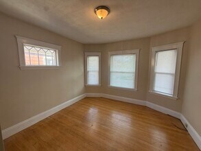 61 Frederick Ave, Unit 61 in Medford, MA - Building Photo - Building Photo