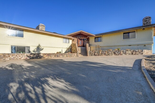 1520 Willow Way in Prescott, AZ - Building Photo - Building Photo