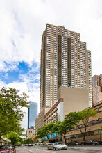 South Park Tower in New York, NY - Foto de edificio - Building Photo