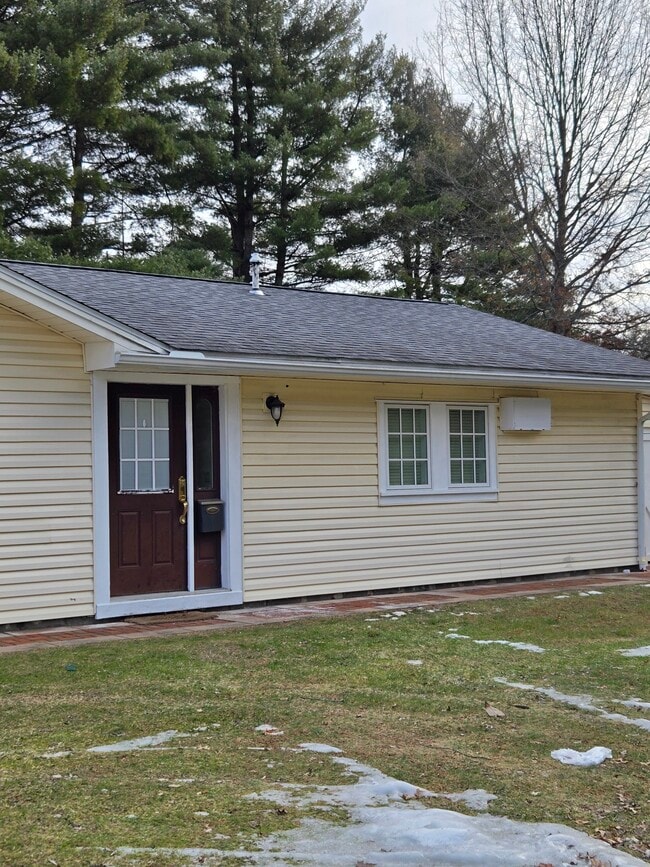 7 Bedford Dr, Unit Apt. 1