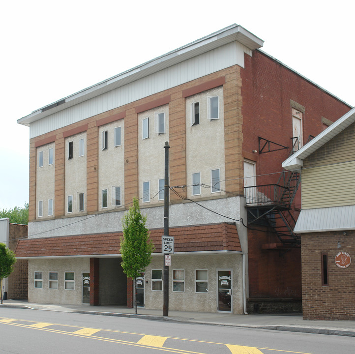 1821-1823 N Main Ave in Scranton, PA - Building Photo