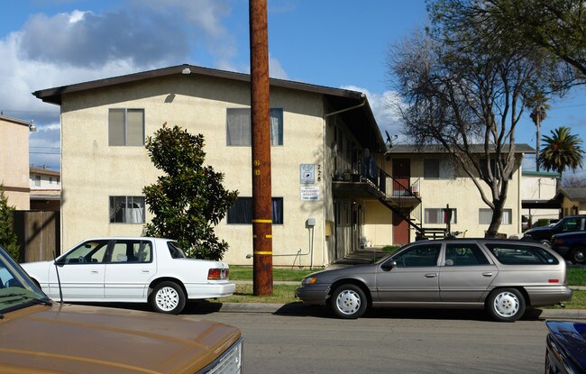 728 N F St in Lompoc, CA - Building Photo - Building Photo